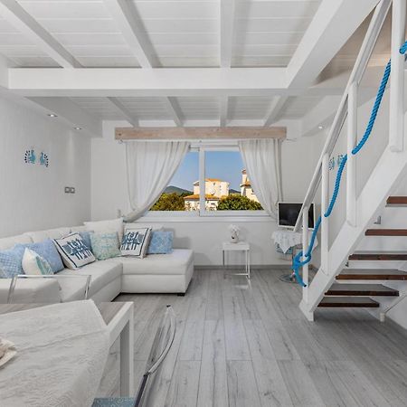 Giglio Apartment Vista Mare E Parcheggio Privato 포르투로톤도 외부 사진
