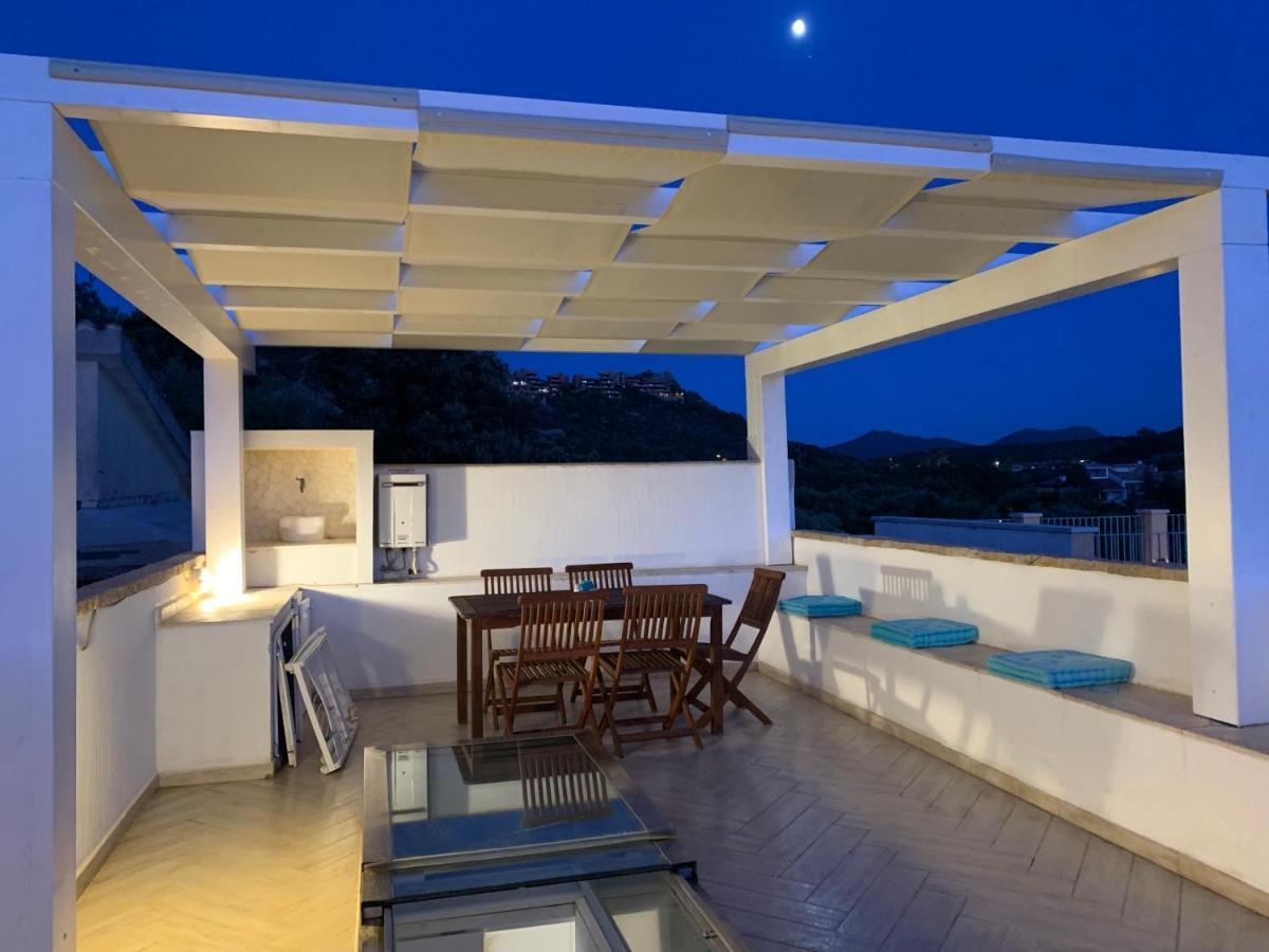 Giglio Apartment Vista Mare E Parcheggio Privato 포르투로톤도 외부 사진