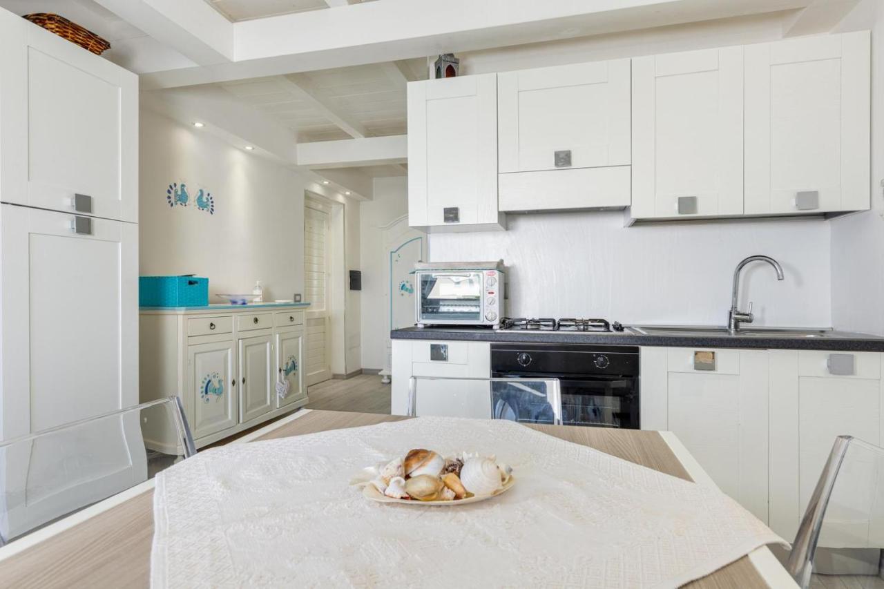 Giglio Apartment Vista Mare E Parcheggio Privato 포르투로톤도 외부 사진