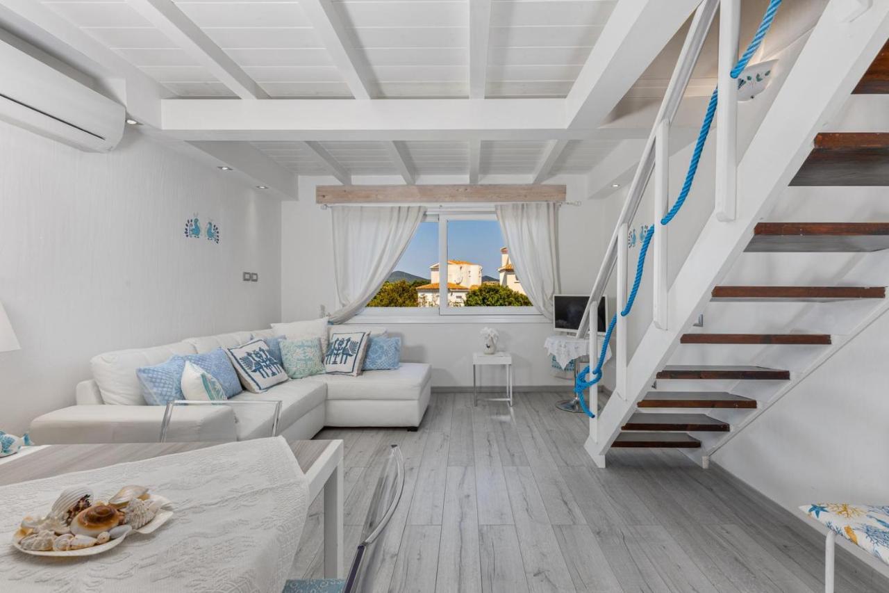 Giglio Apartment Vista Mare E Parcheggio Privato 포르투로톤도 외부 사진