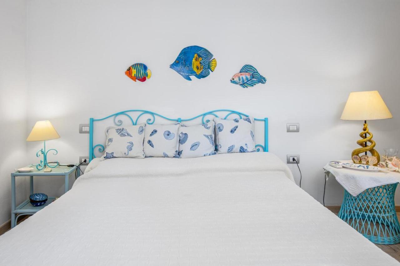 Giglio Apartment Vista Mare E Parcheggio Privato 포르투로톤도 외부 사진