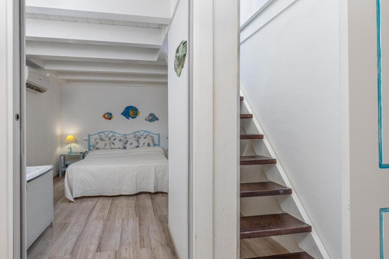 Giglio Apartment Vista Mare E Parcheggio Privato 포르투로톤도 외부 사진